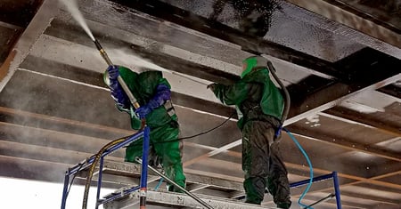 Por Qué Dustless Blasting Está en Alta Demanda